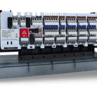 CB500 Тонкий центр комутації 5 зон, дротовий, 230 V з вбудованим модулем керування насосом і котлом