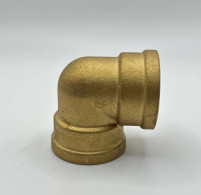 Латунь Коліно 1 1/4вн 